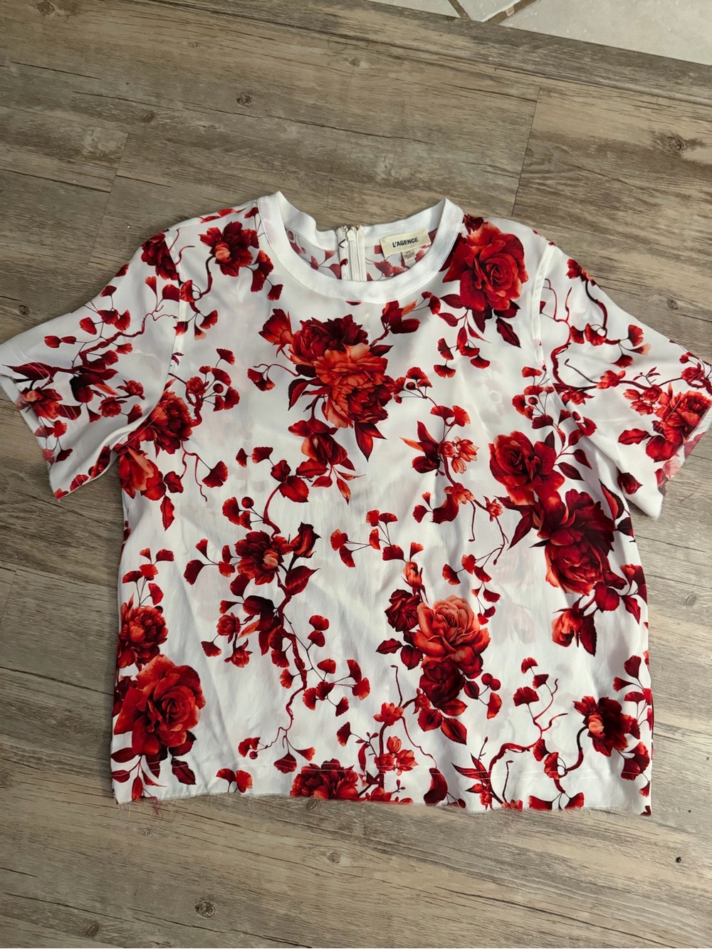L'AGENCE White Short Sleeve Top with Red Floral Print